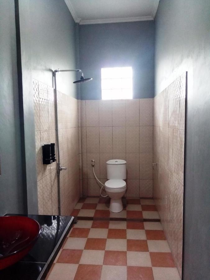 Kurnia Homestay Ternate Eksteriør bilde