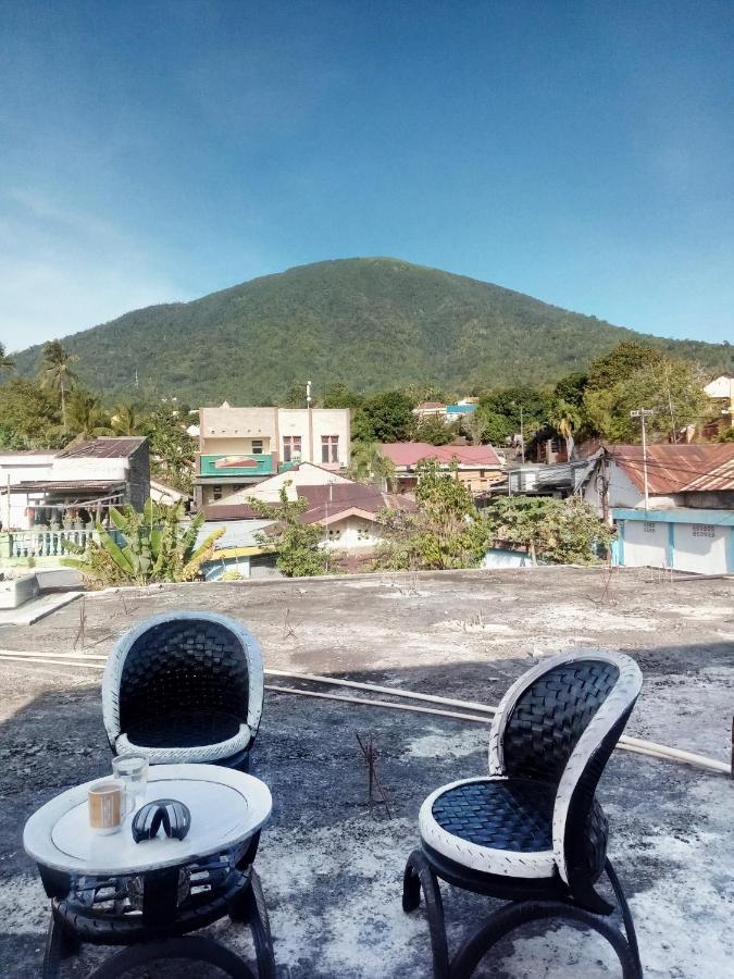 Kurnia Homestay Ternate Eksteriør bilde