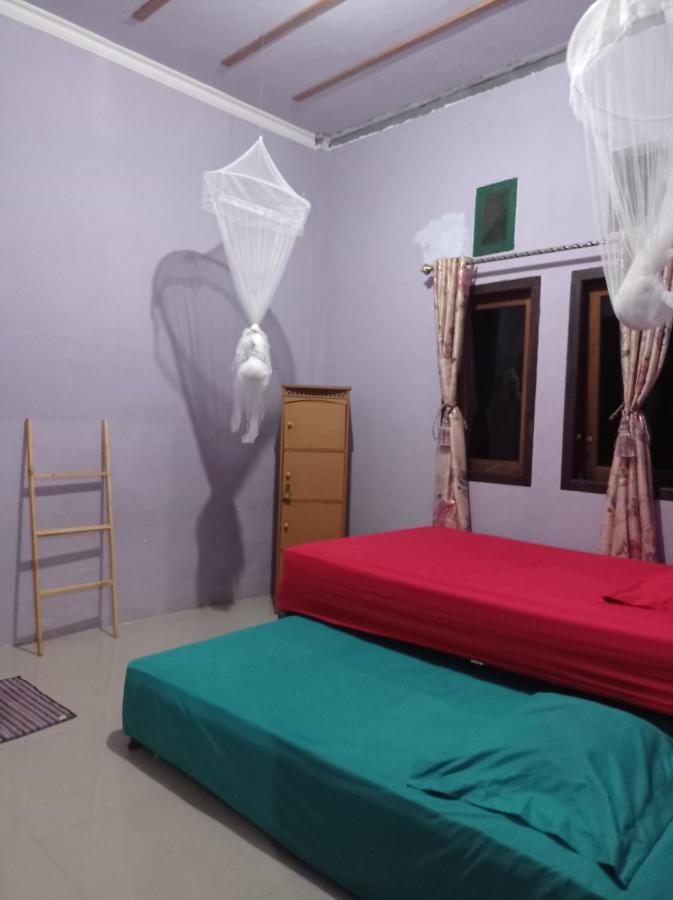 Kurnia Homestay Ternate Eksteriør bilde